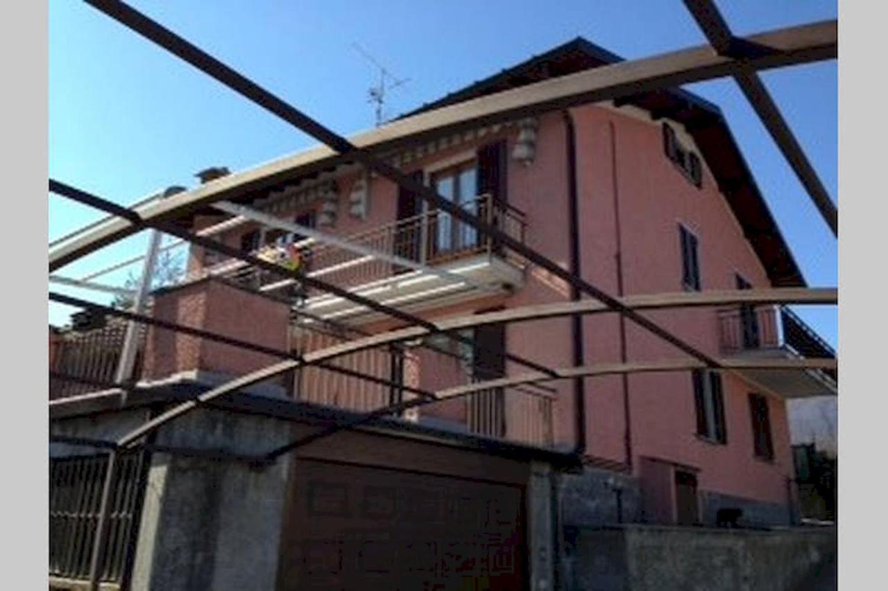 Casa Carolina Ground Floor Apartment 2-4 Sleeps Bellagio Exterior photo